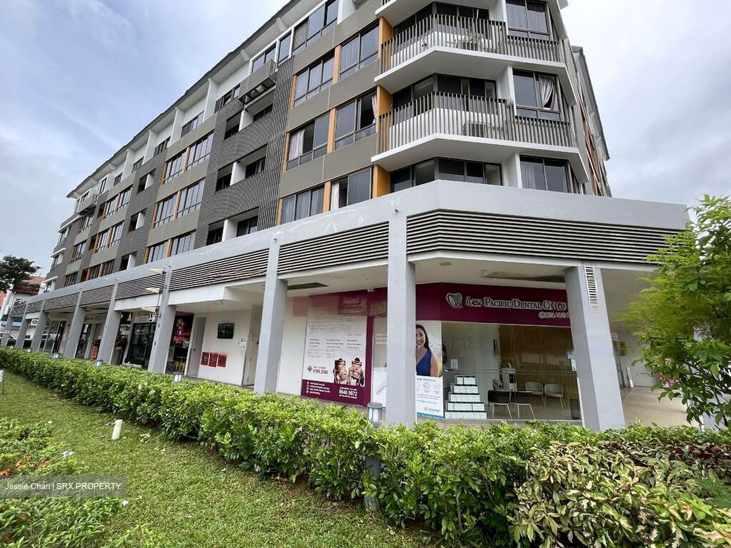 Lorong N Telok Kurau (D15), Shop House #570472701